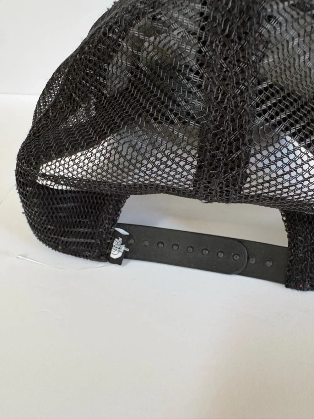 NWT The North Face Mudder Trucker Hat